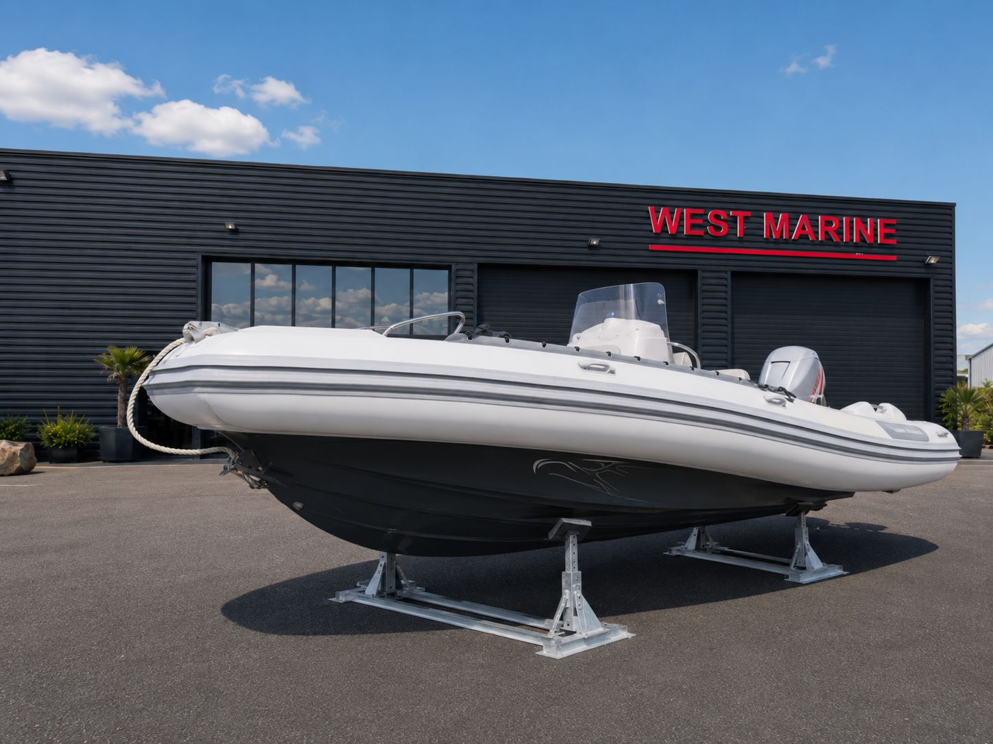 Sea Hawk 225
