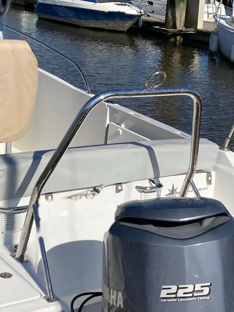 Cap Camarat 75 moteur yamaha 225 – West Marine Dinard